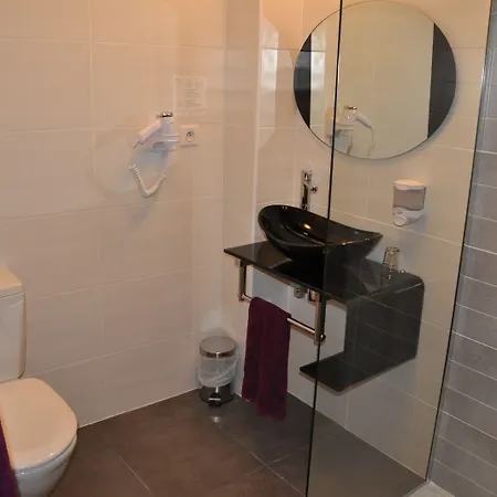 Hotel The Originals City, Des Arts, Montauban