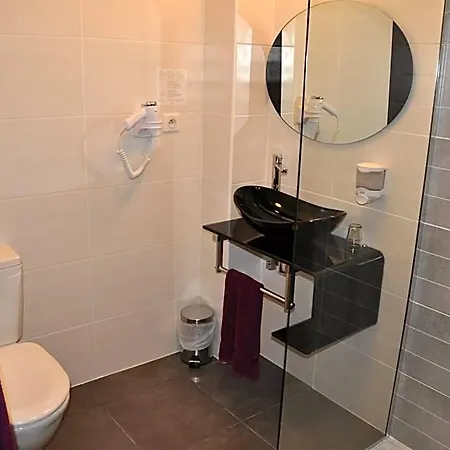 מלון The Originals City, Des Arts, Montauban 3*